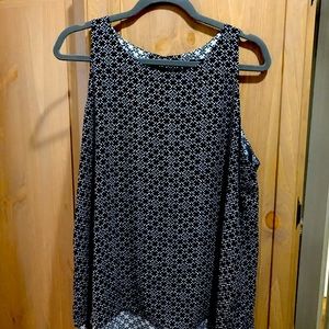 Premise summer top, navy and white print